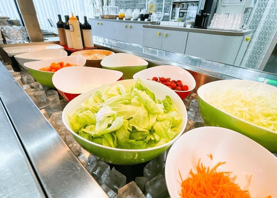 다채로운 아침 뷔페