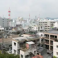 <Kamar> Pemandangan kamar gaya Jepang menghadap kota