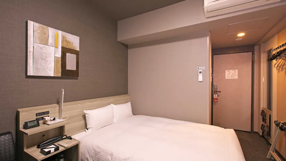 Hotel Route-Inn Toyama Ekimae