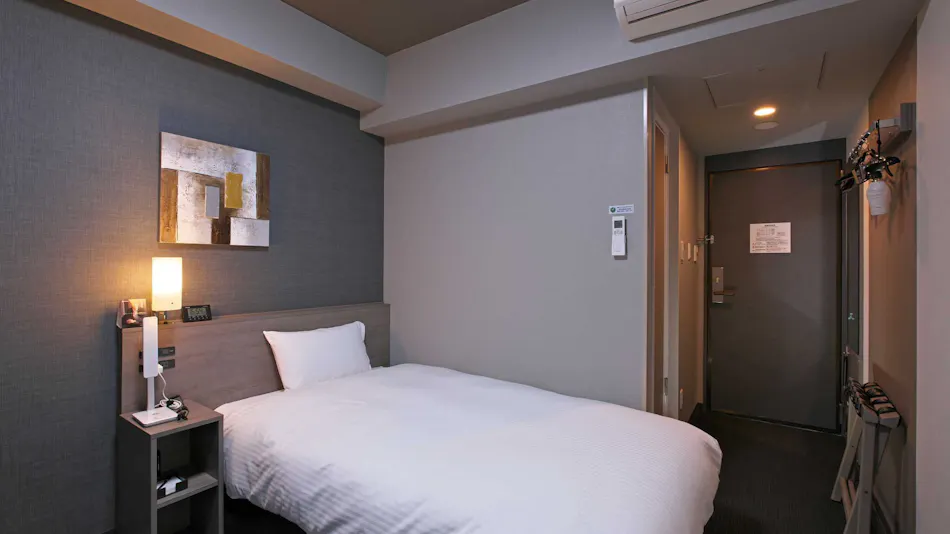 Hotel Route-Inn Toyama Ekimae