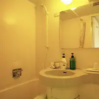 ห้องพักสำหรับสุภาพสตรี - ห้องน้ำ