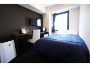 Kamar single. Untuk 2 orang atau lebih, Anak berbagi tempat tidur.