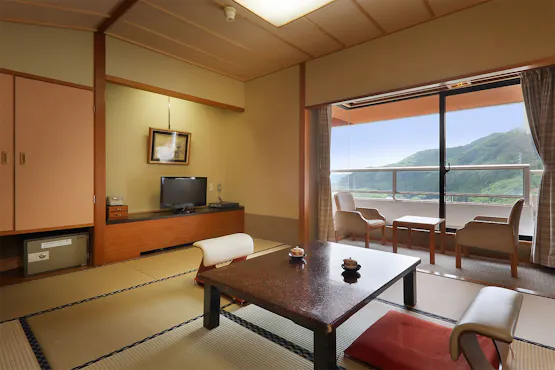 【10至14樓日式客房】12.5榻榻米+4.5榻榻米客房