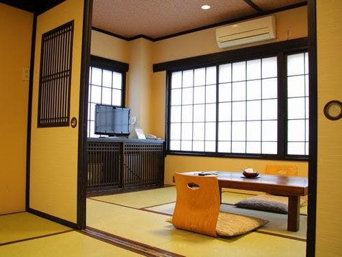 1階フロア二間続き和室