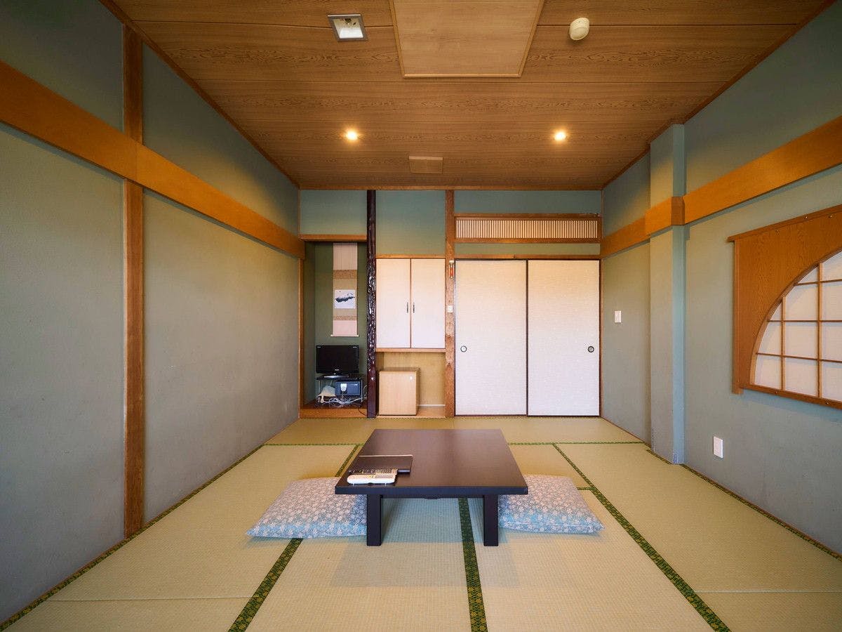 Kutsurogi no Yado Misaki