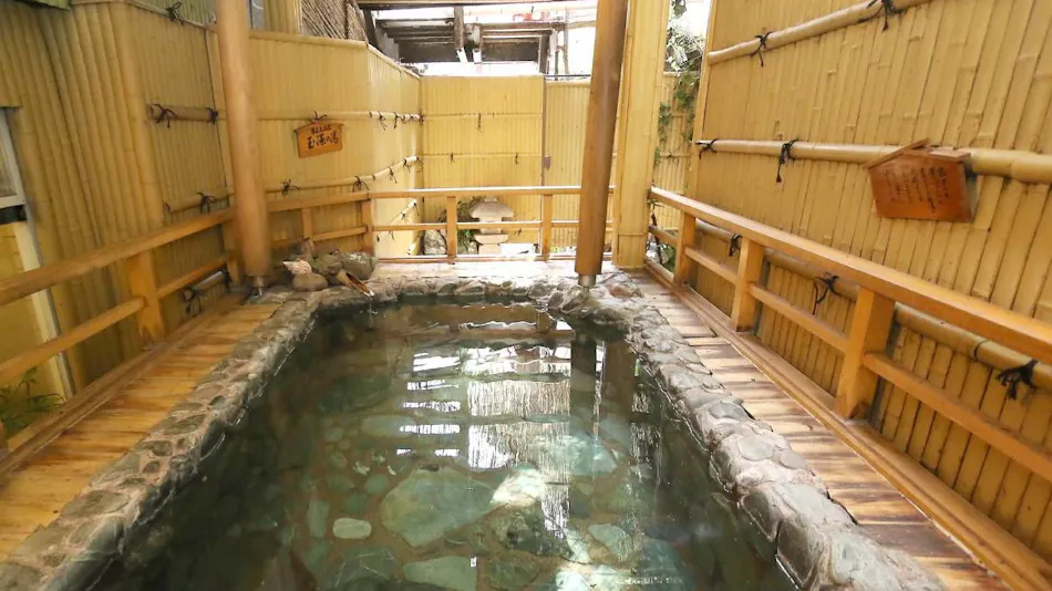 Kutsurogi no Yado Misaki