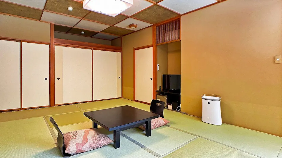 Yoritomo no Yu Honjin