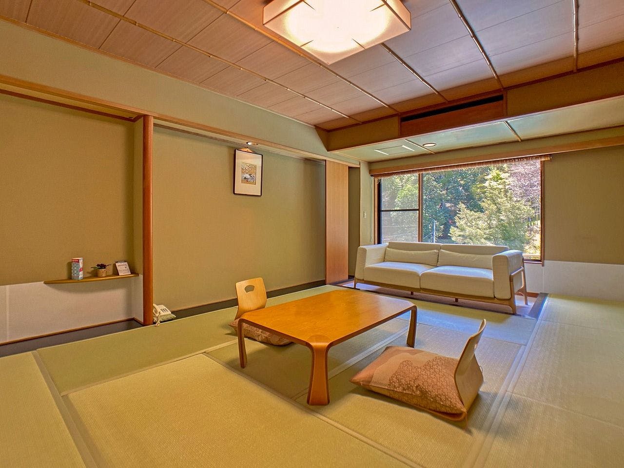 Yoritomo no Yu Honjin