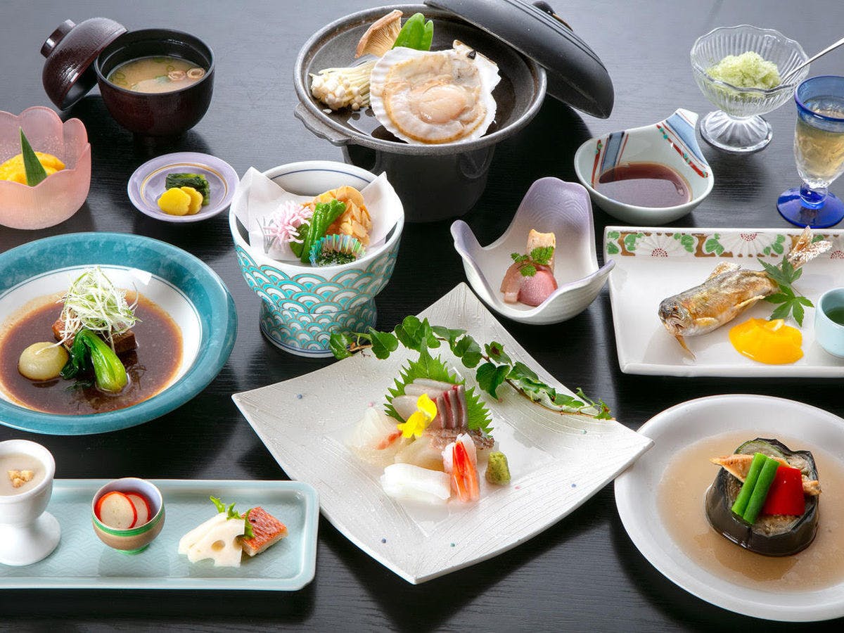Yoritomo no Yu Honjin