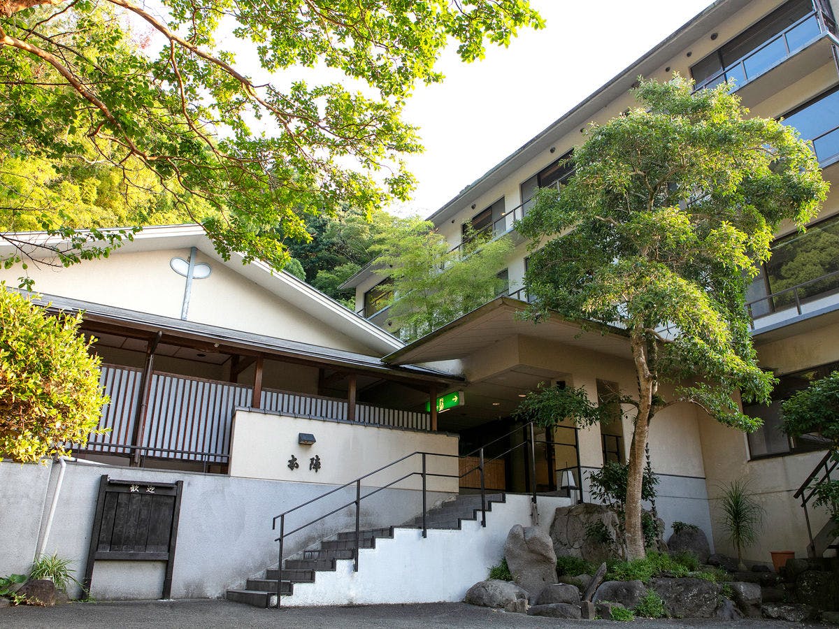 ภายนอกสิ่งอำนวยความสะดวก