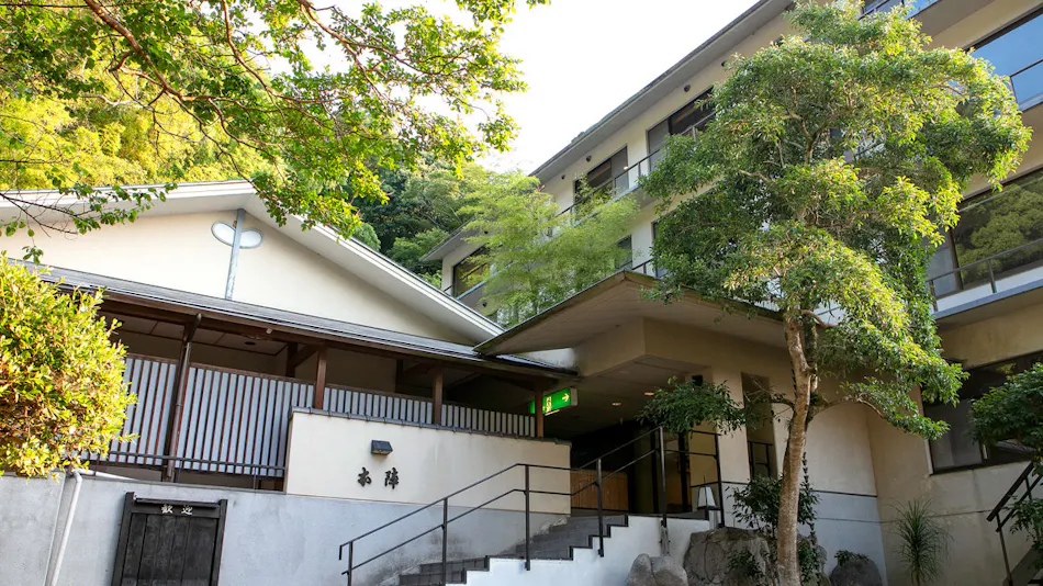 Yoritomo no Yu Honjin