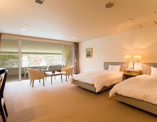 デラックスツイン