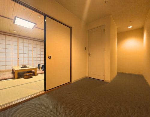 【禁煙】和洋室（3階）：10畳+洋室