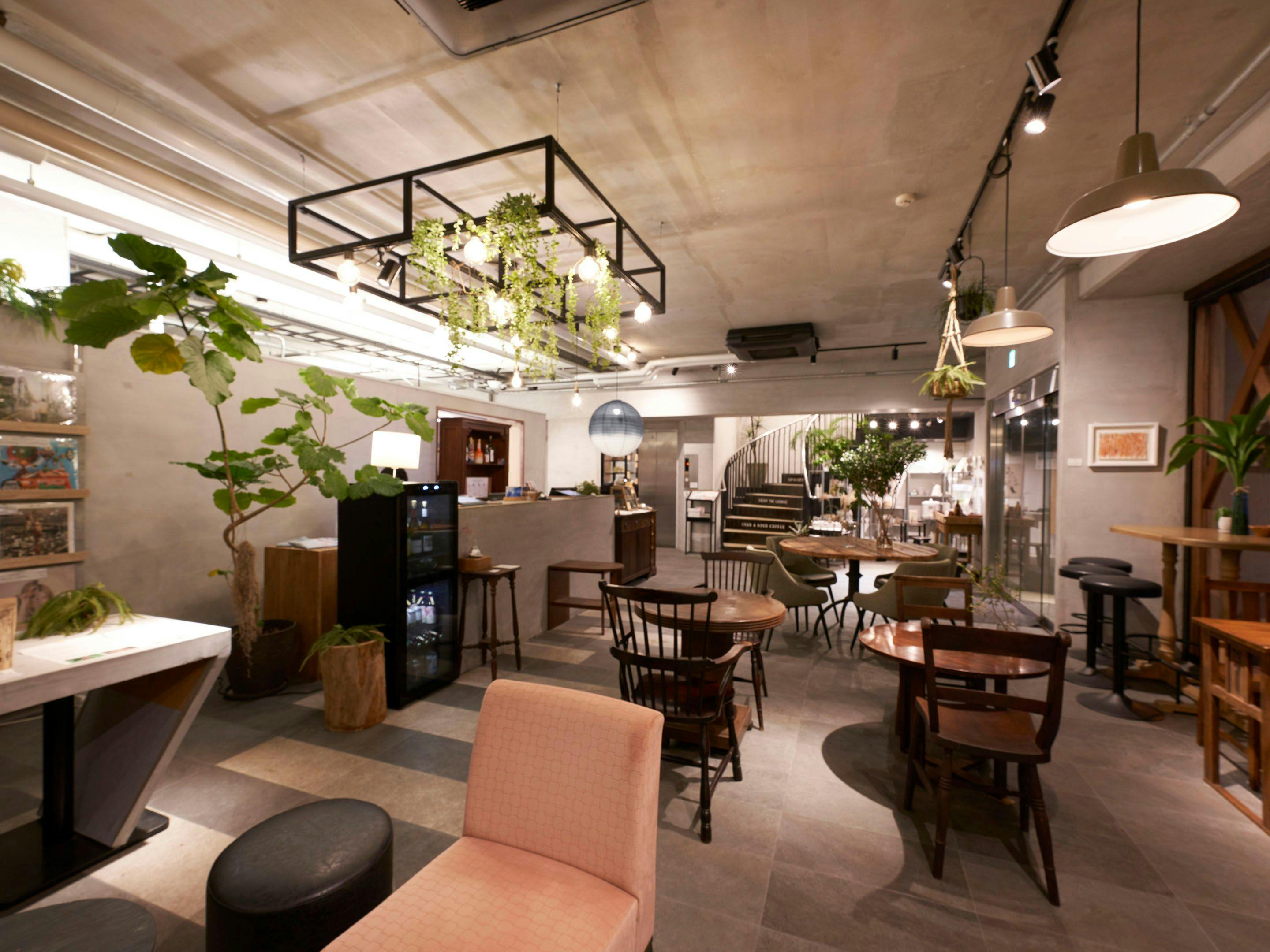 Lobi & Kafe Lantai 1