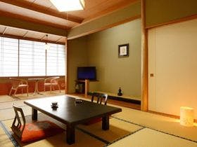 天童グランドホテル　舞鶴荘