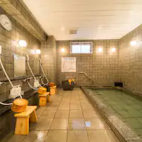 나무의 따스함이 온천 기분을 고조시킵니다.