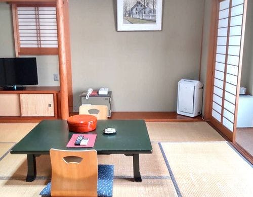 和室（バストイレ付）