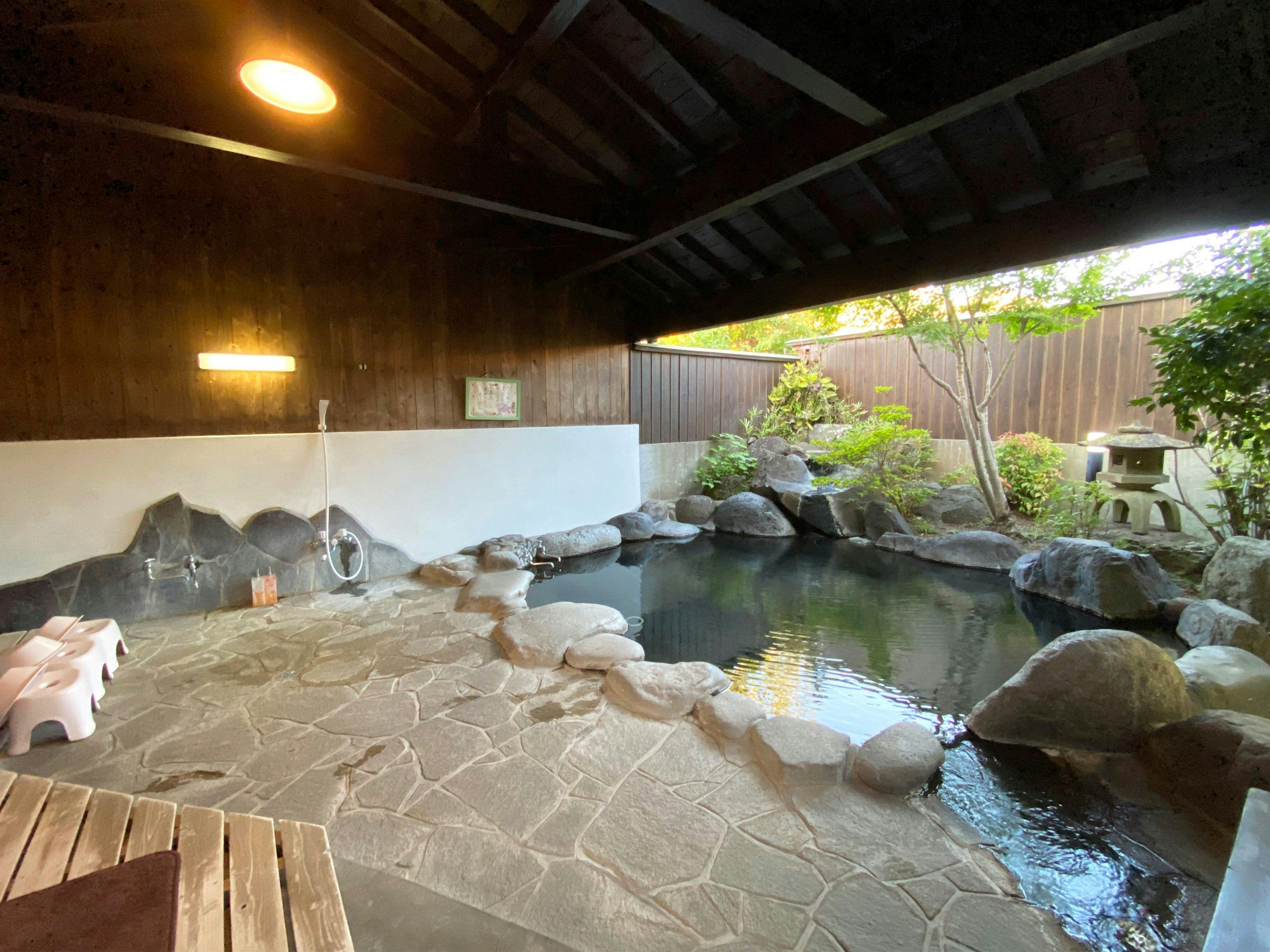 Yufuin Onsen Hasuwa Inn