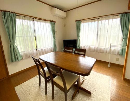 ・一戸建て離れ／ベッドルーム