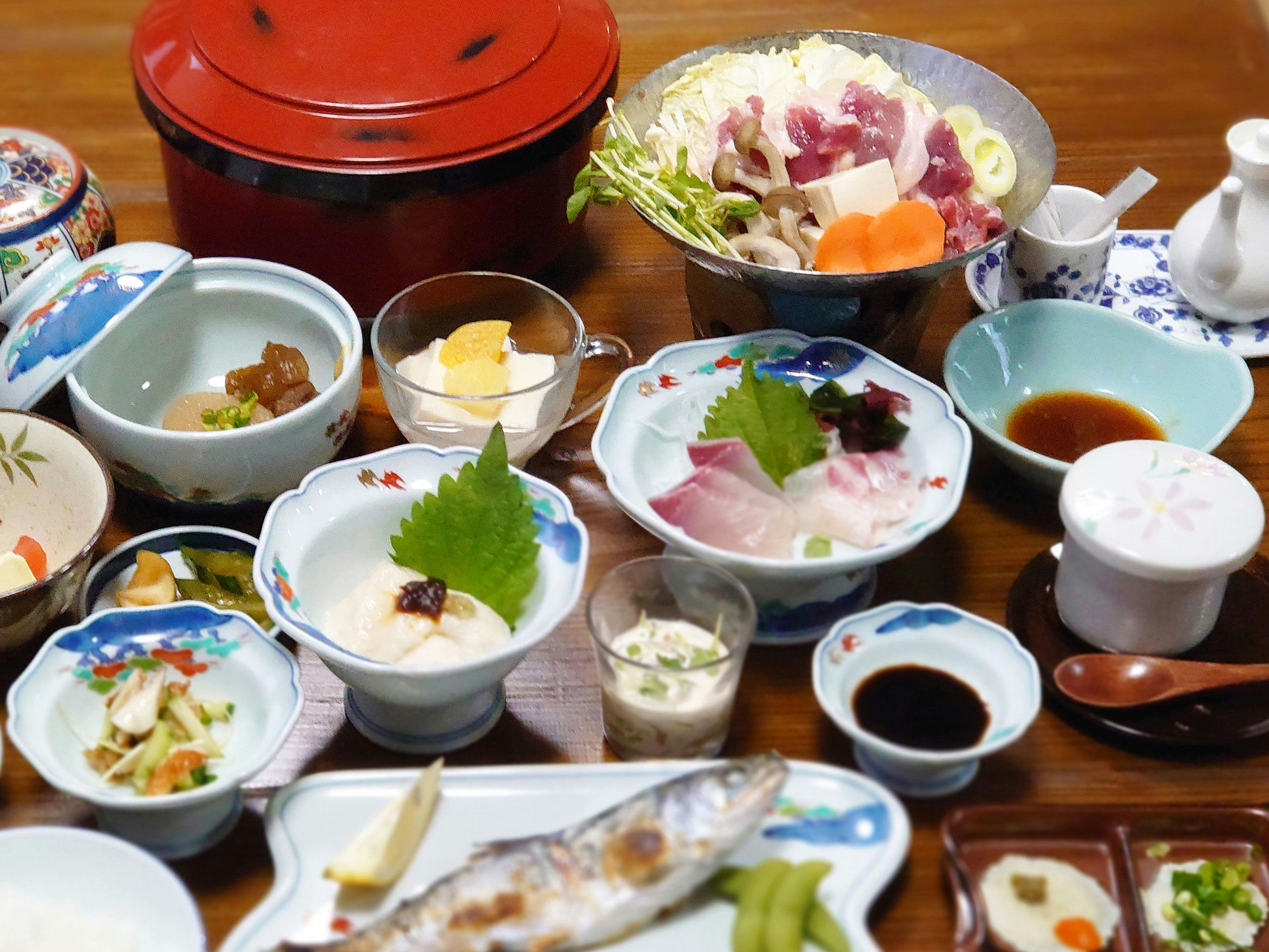 Yufuin Onsen Hasuwa Inn