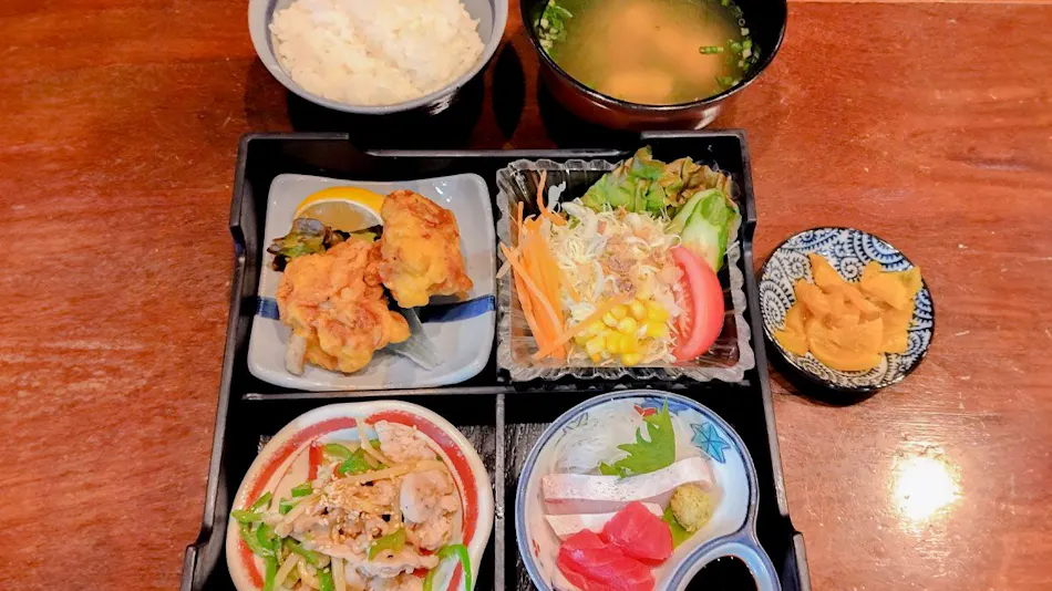 Business Hotel Sun Clock