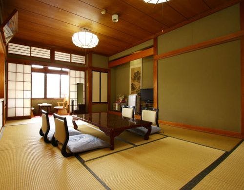 富士【12畳和室トイレ付】