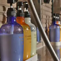 ห้องอาบน้ำรวม・ประเภทแชมพู