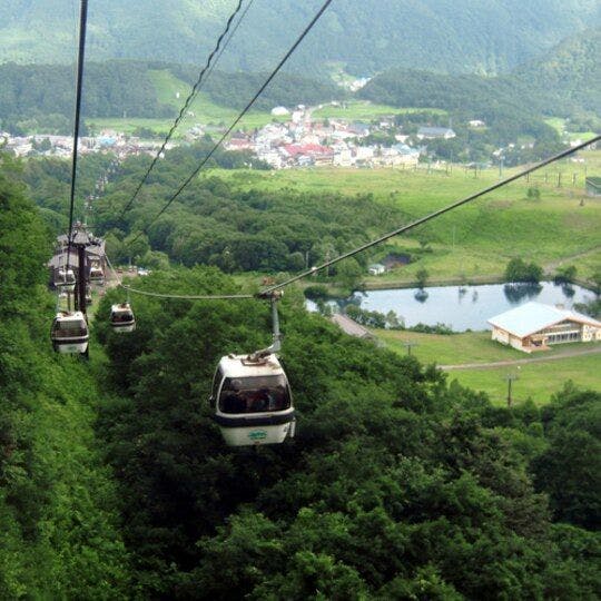 Naik gondola ke Taman Semula Jadi Tsugaike dan nikmati perjalanan udara♪