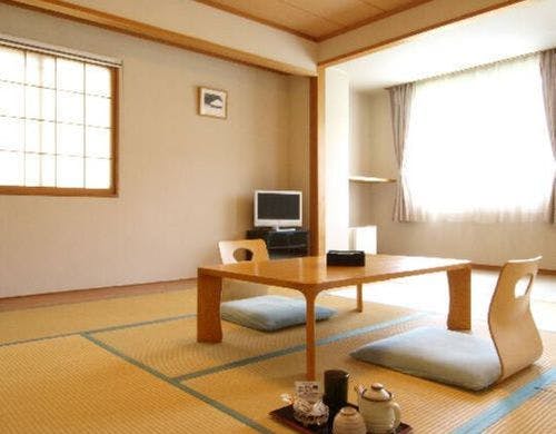 和室（バス・トイレ付）