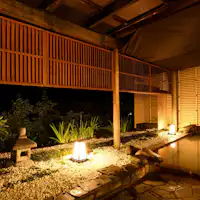 ออนเซ็นกลางแจ้ง