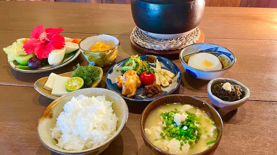 Island Inn Ganshuya