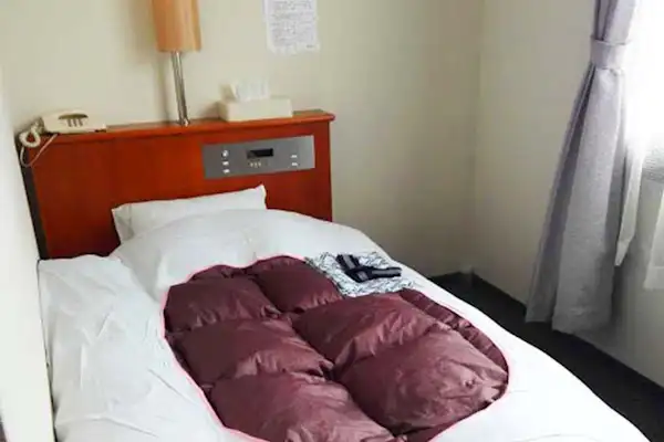 Bilik Single (contoh)