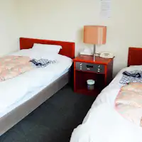 Bilik kembar (contoh)