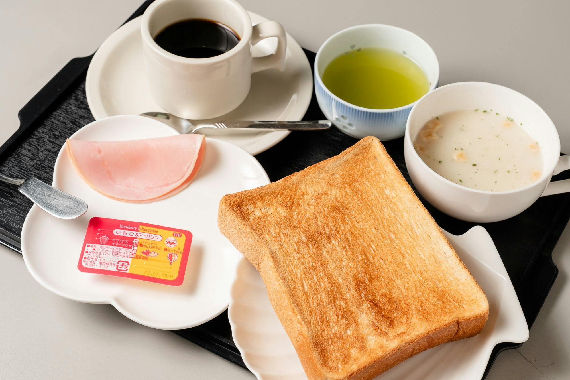 - Sarapan roti (contoh menu)