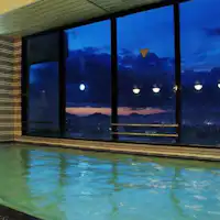 남성 대욕장에서의 야경 (남탕)