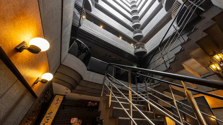 the b Kanazawa Katamachi