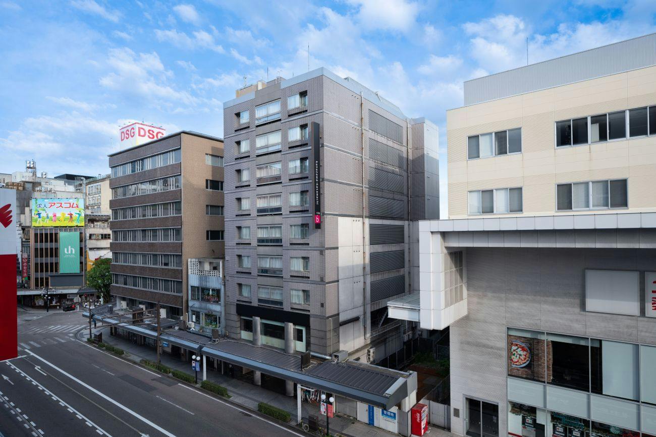 the b Kanazawa Katamachi