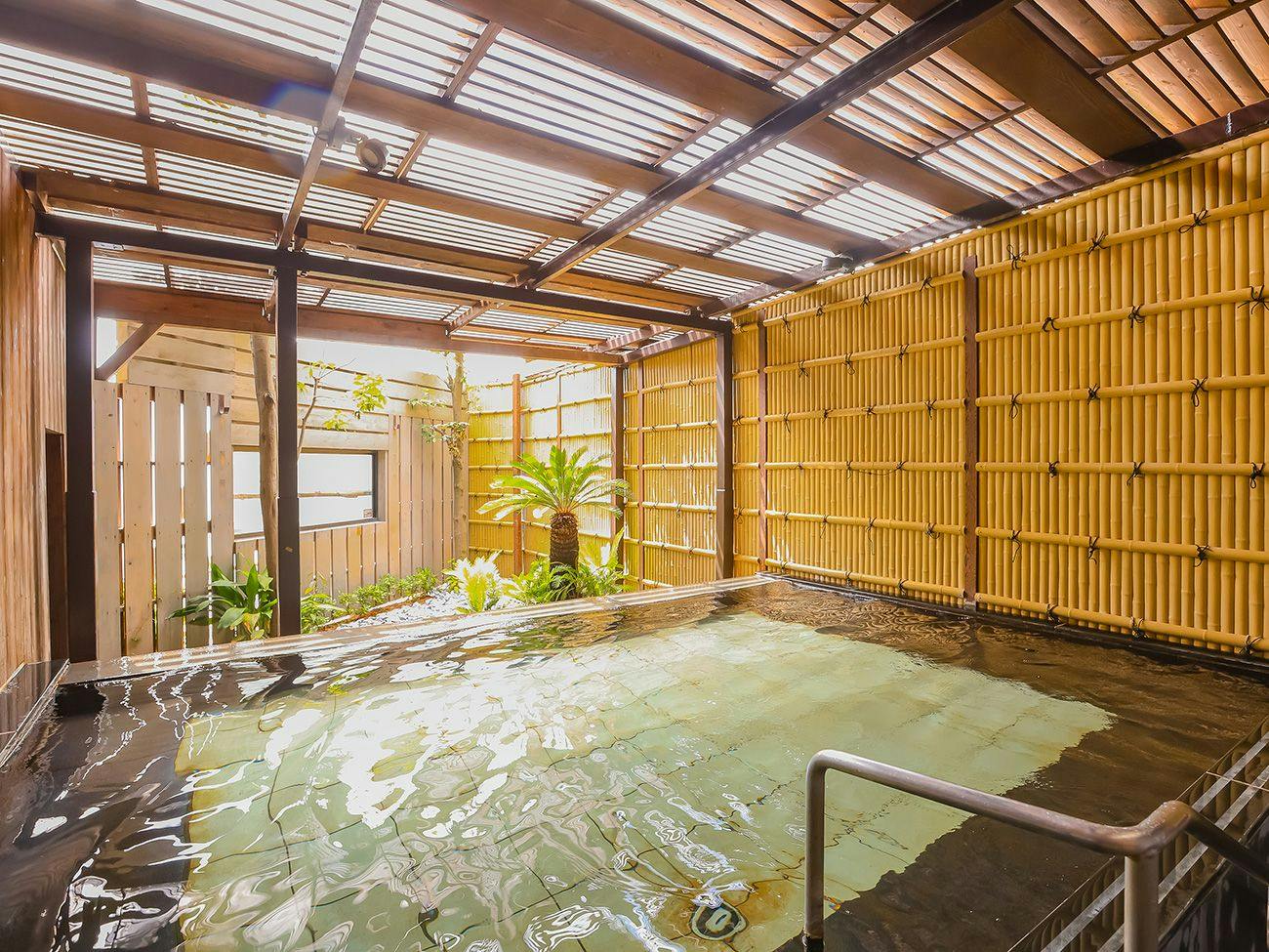 Ooedo Onsen Monogatari Premium Atami