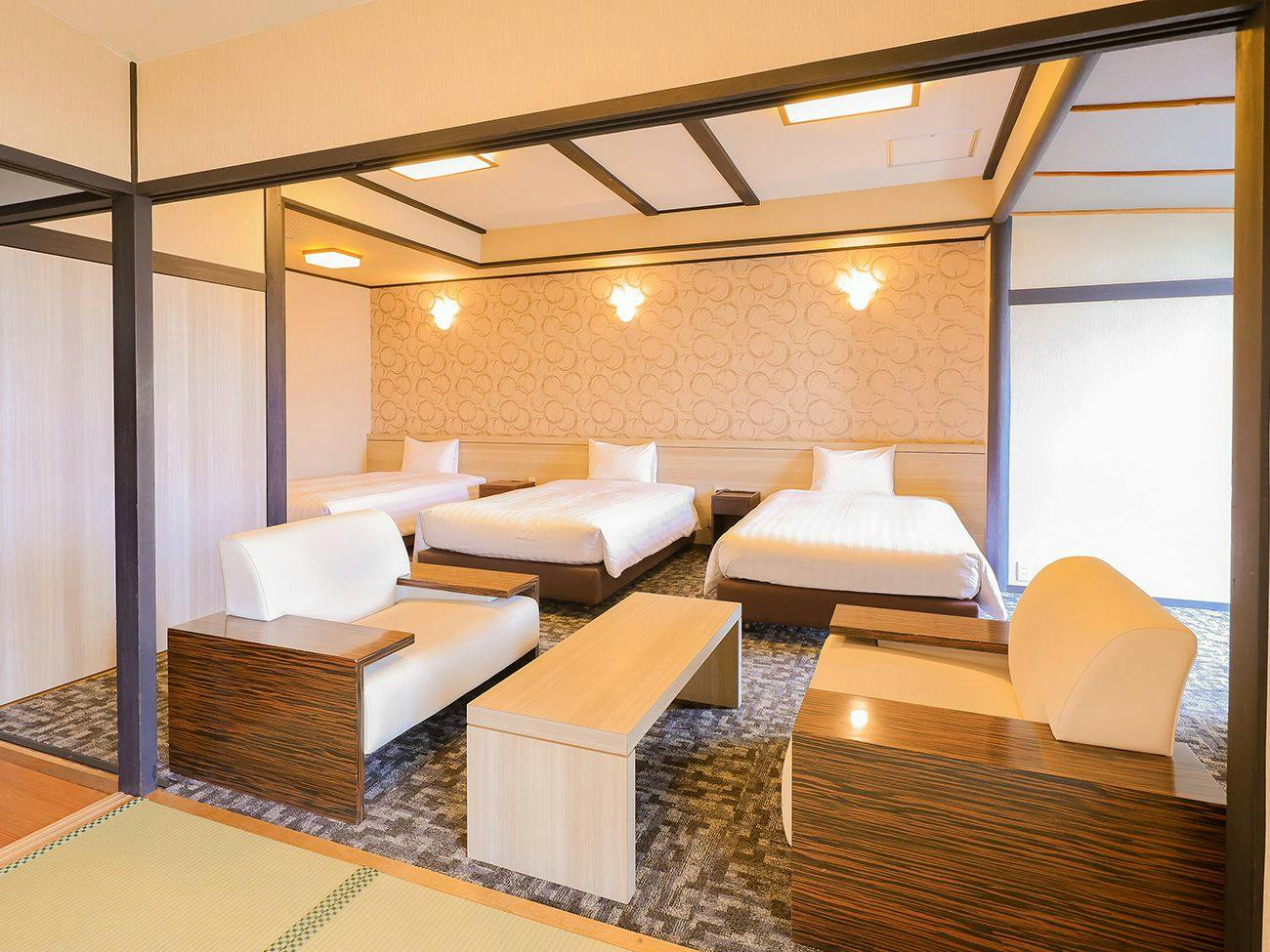 Ooedo Onsen Monogatari Premium Atami