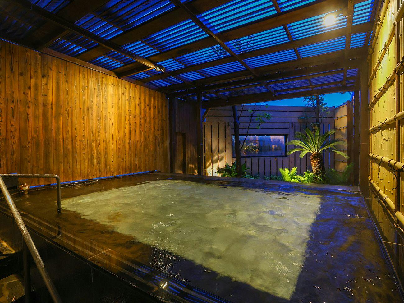 Ooedo Onsen Monogatari Premium Atami