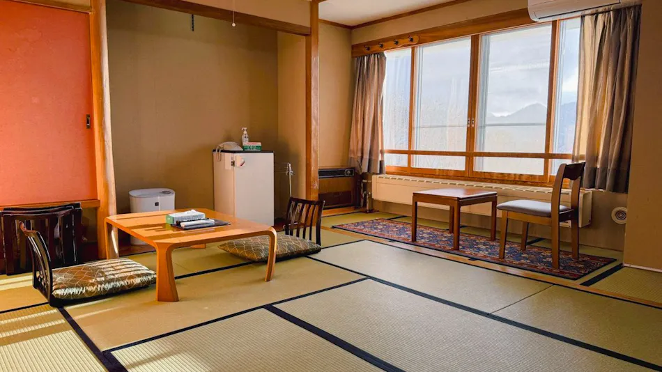 Nishihappo Onsen Hotel
