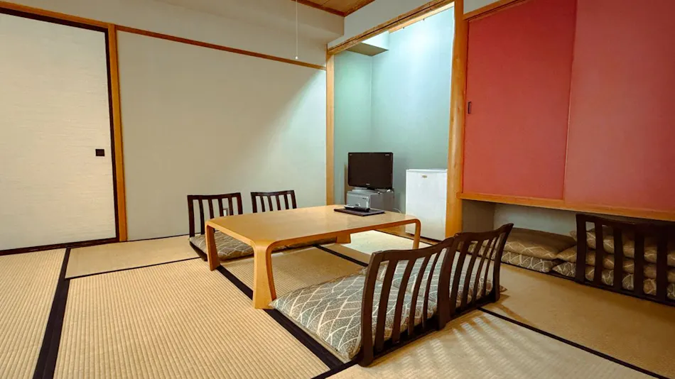 Nishihappo Onsen Hotel