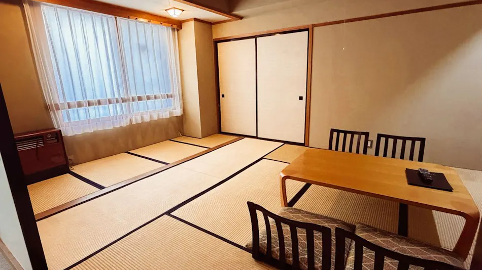 Nishihappo Onsen Hotel