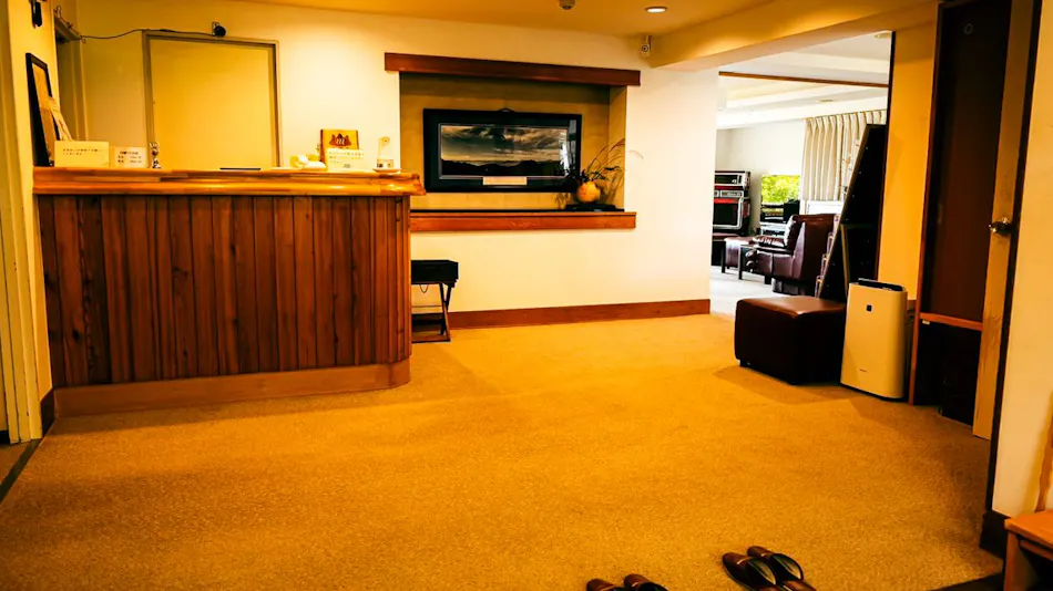 Nishihappo Onsen Hotel