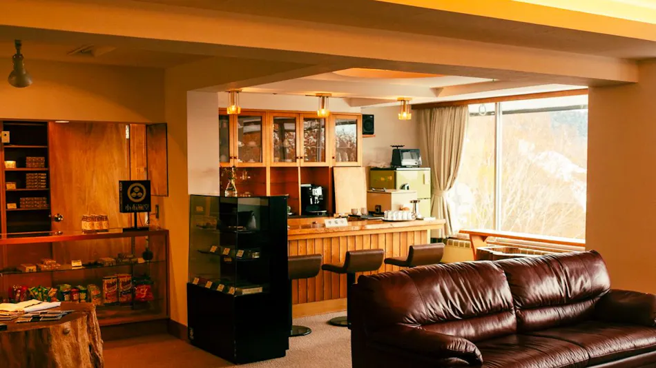 Nishihappo Onsen Hotel