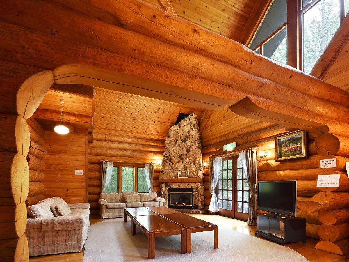 Karuizawa Rental Log Cottage Urube Village
