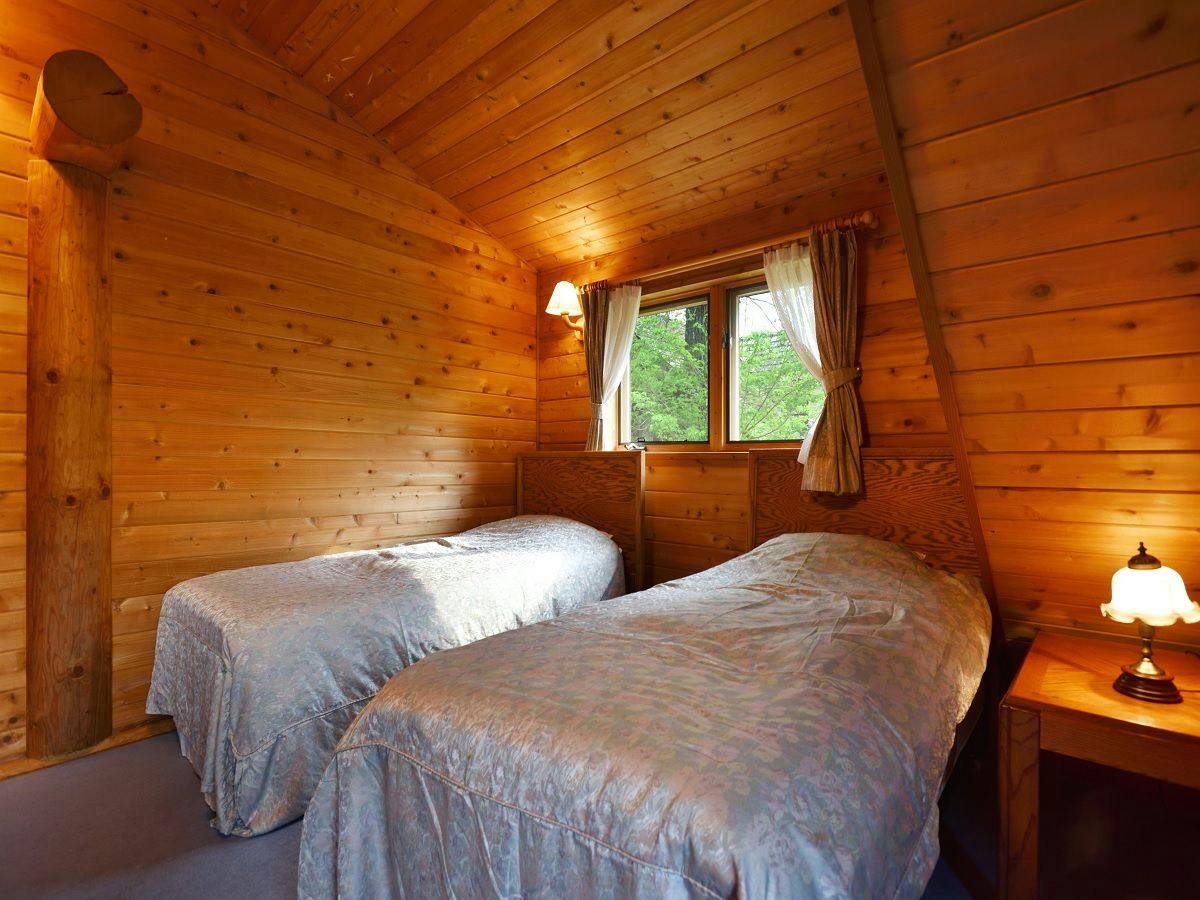 Karuizawa Rental Log Cottage Urube Village