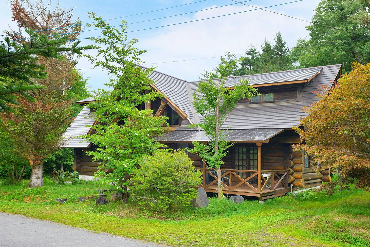 Karuizawa Rental Log Cottage Urube Village