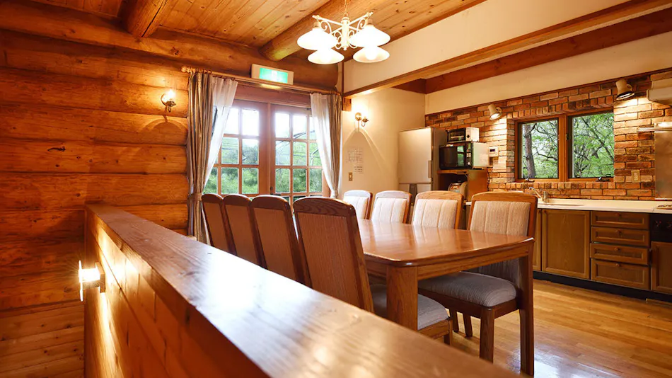 Karuizawa Rental Log Cottage Urube Village