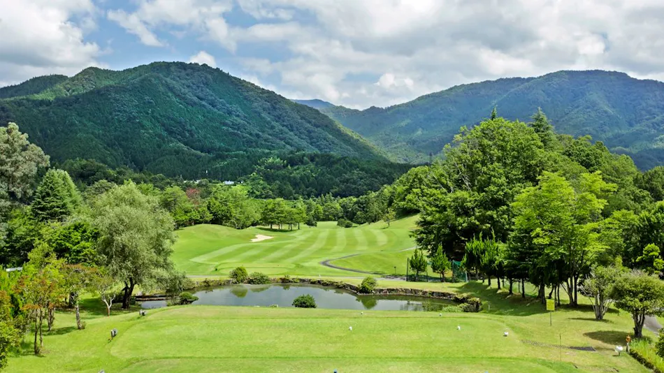 Shandong Country Club CREST ASAGO